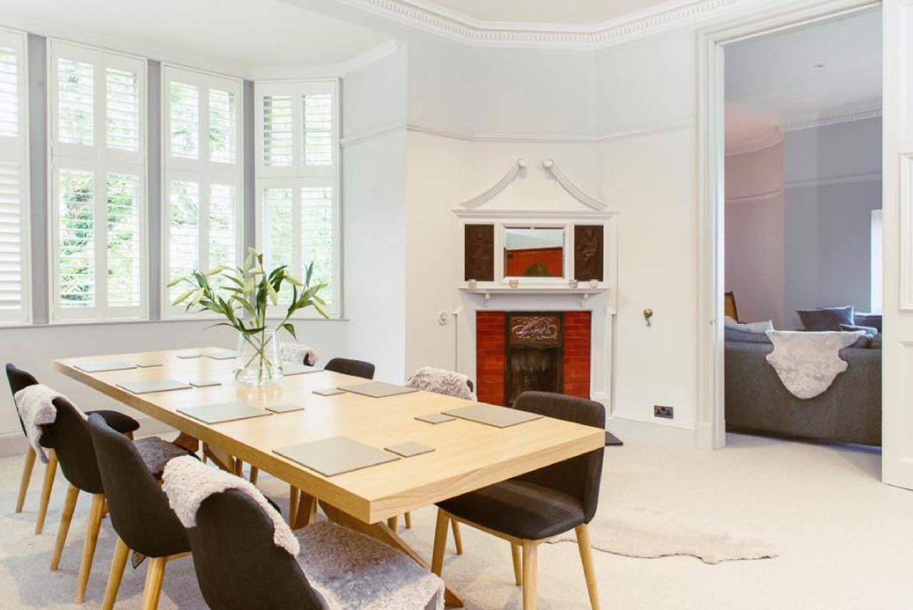 Ramsay Gardens - Grand 4-Bedroom Apartment Next To Castle Édimbourg Extérieur photo