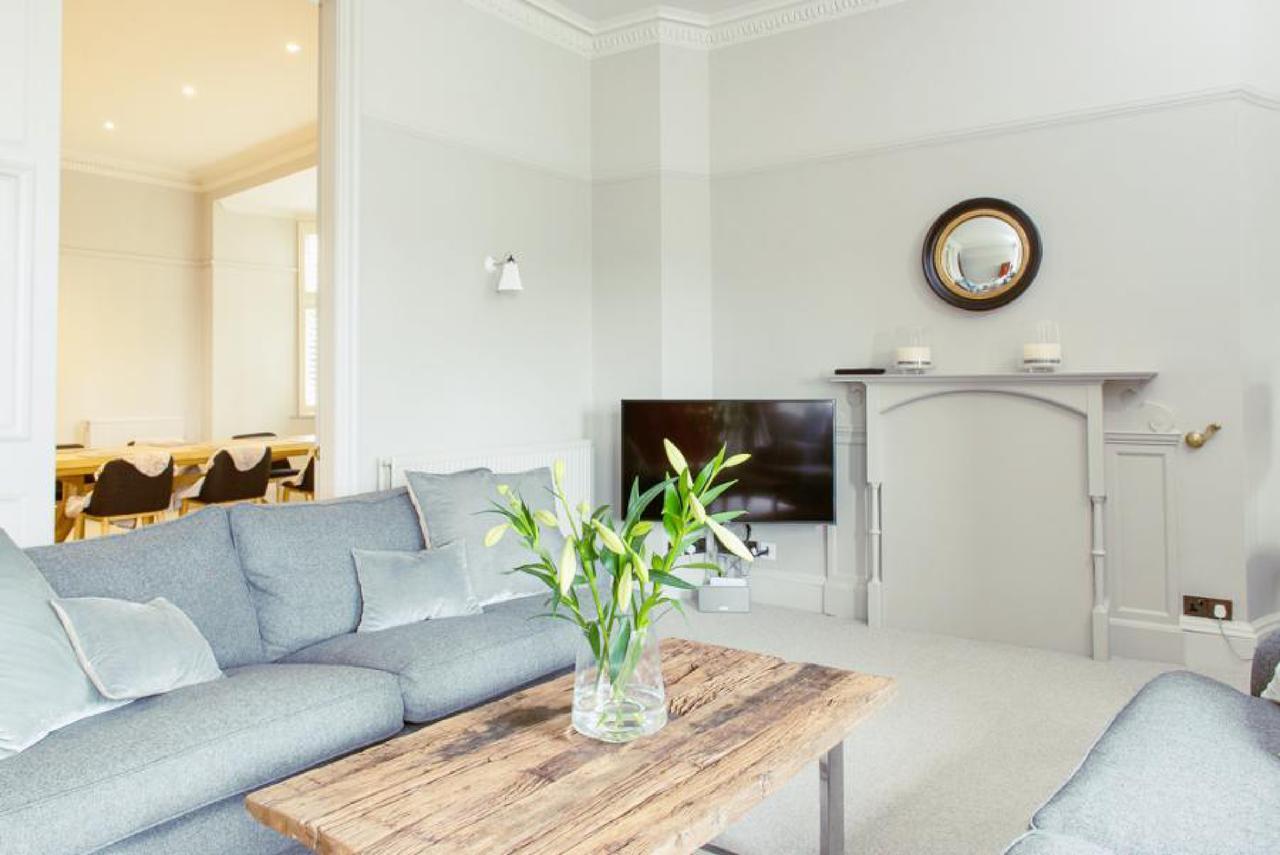 Ramsay Gardens - Grand 4-Bedroom Apartment Next To Castle Édimbourg Extérieur photo
